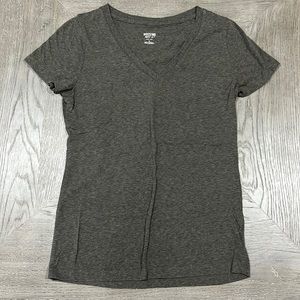 V NECK PLAIN T SHIRT
